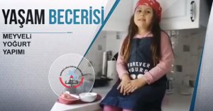 Yaşam Becerisi: Meyveli Yoğurt Yapımı